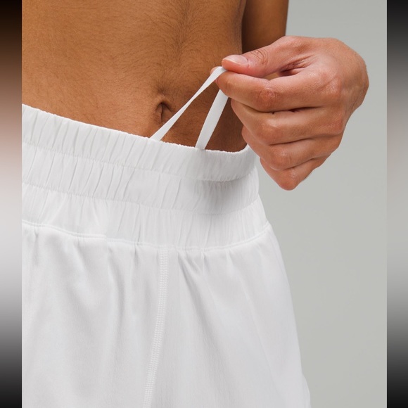 NWT Lululemon Track That Shorts Size 4 - Picture 4 of 12